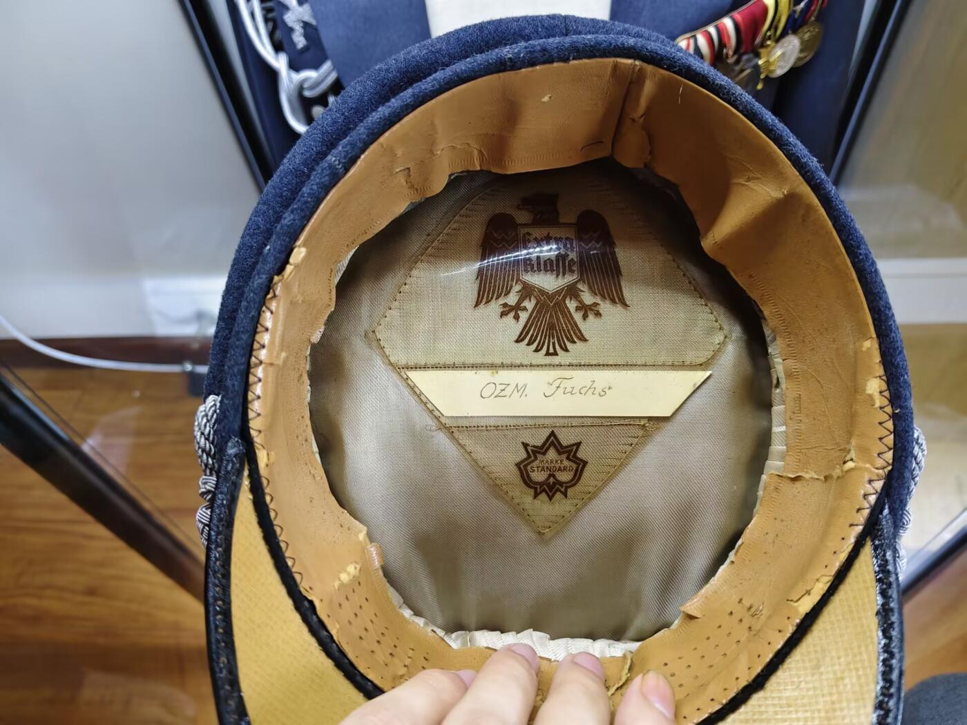 ww2德三，空军飞行员军官帽，58头围，粗毛呢材质，只有帽子，里面的原主人姓名都在，内标保存十分完好