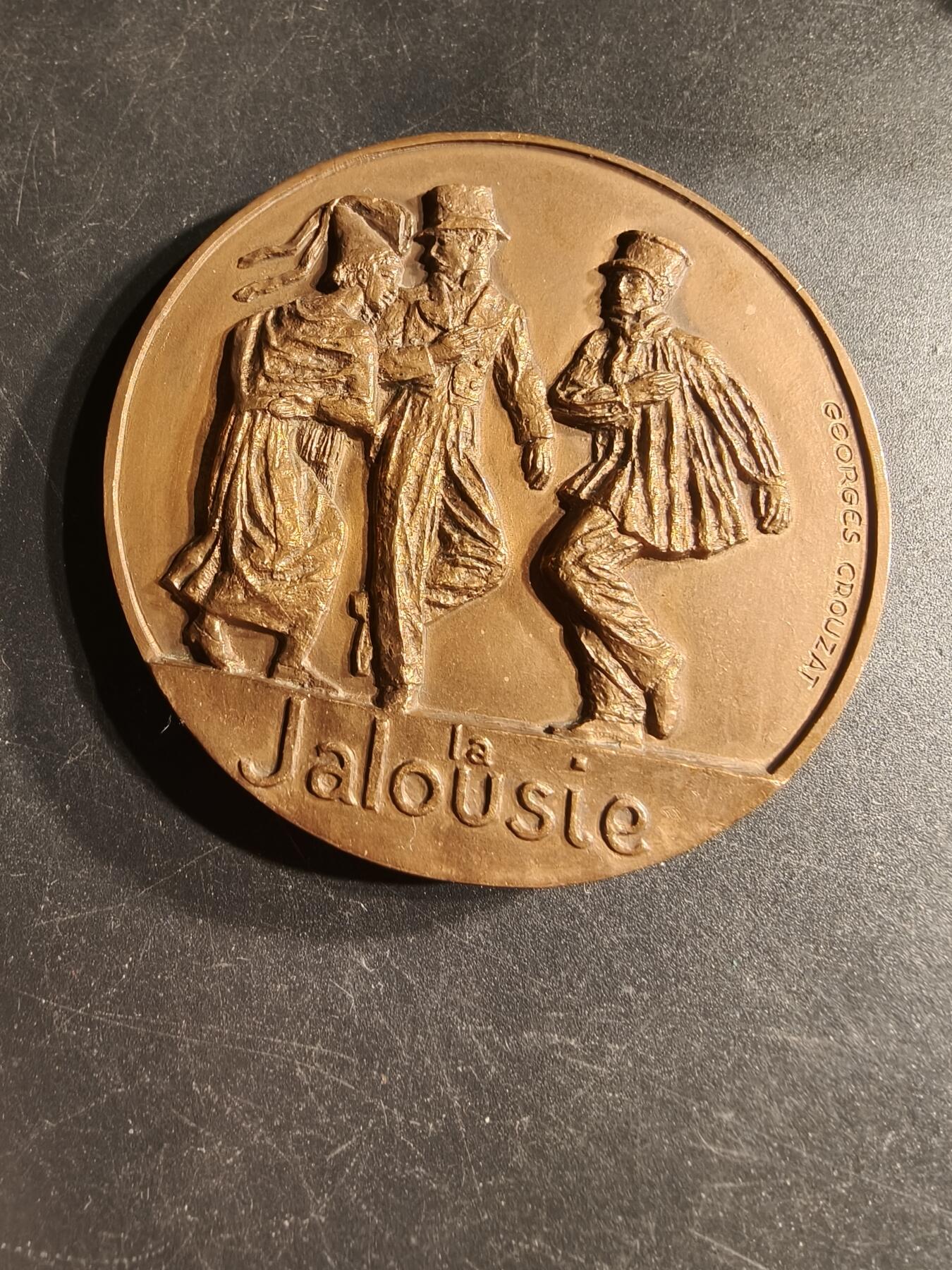 老王徽章第166期 法国下诺曼底大区大铜章    高浮雕     Crouzat作品    直径68mm.    重量158.8g