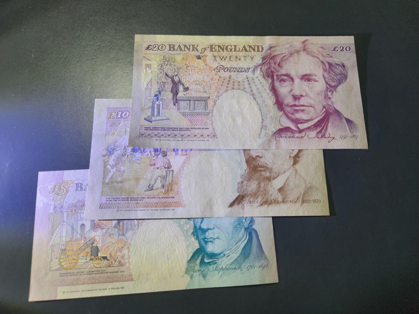 11月30号晚上8点 外国纸币自动截拍第66场