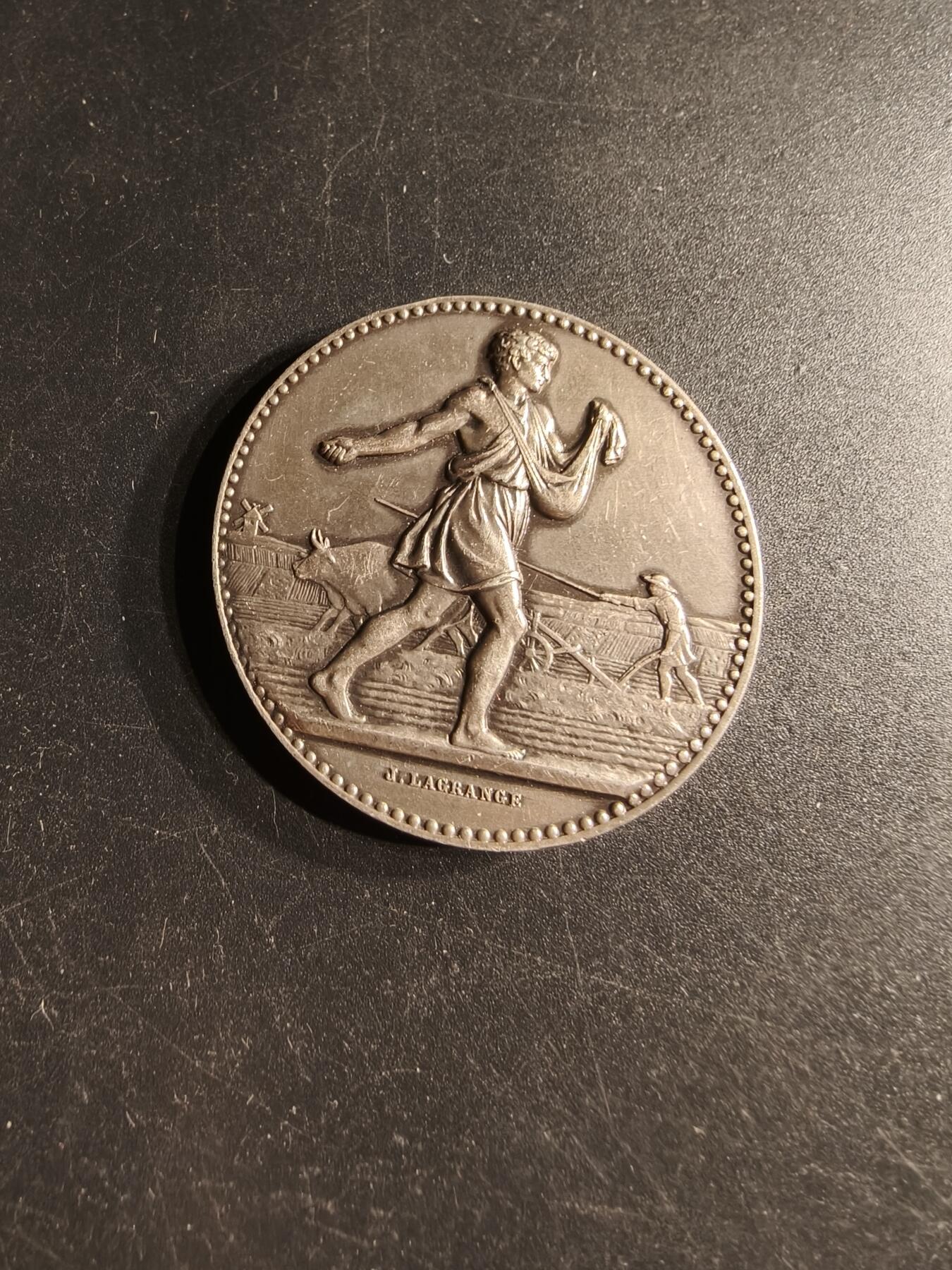 老王徽章第166期 法国里尔地区农业互助信贷银行大银章    950银    直径41mm.   重量37g