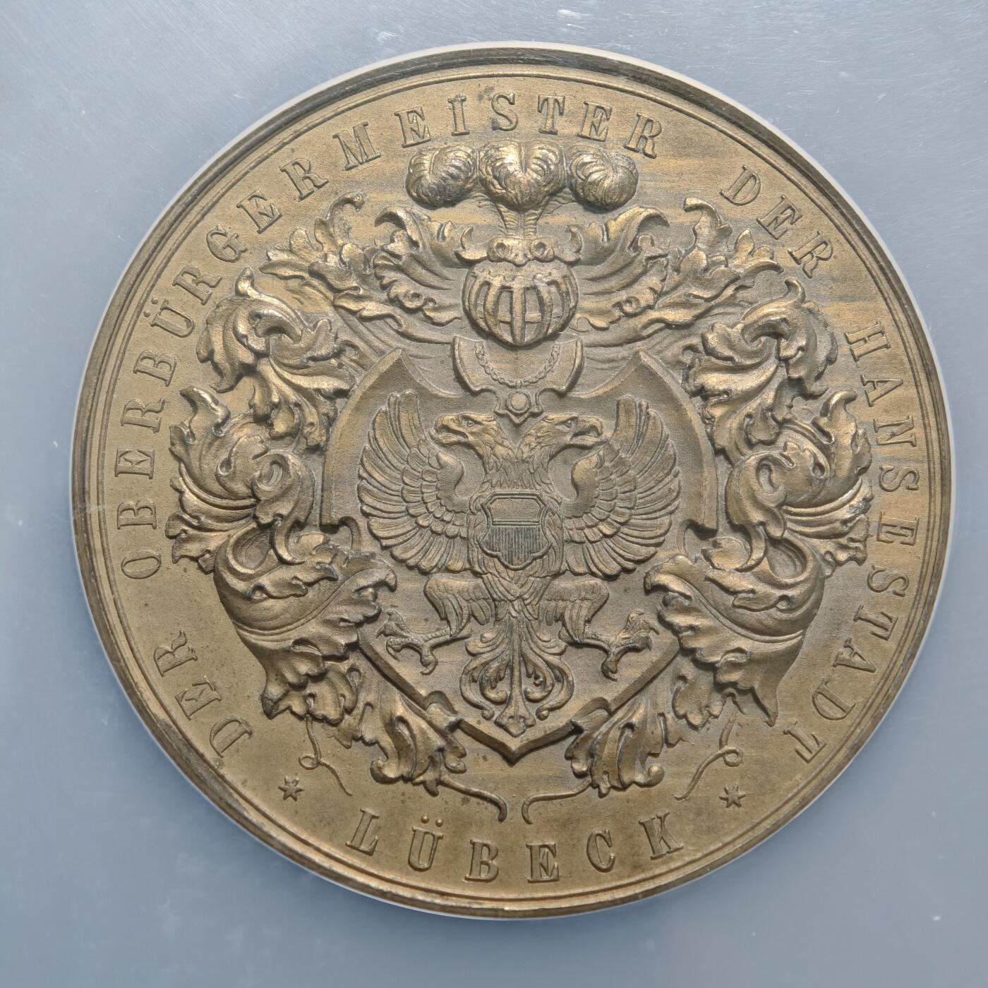 【德藏】世界币章拍卖第155期（拍品征集中~欢迎藏友联系） 1937年 德国吕贝克城市奖章51mm纪念镀铜大锌章 NGC MS63 少见锌制版 浮雕感极强 细节极其丰富