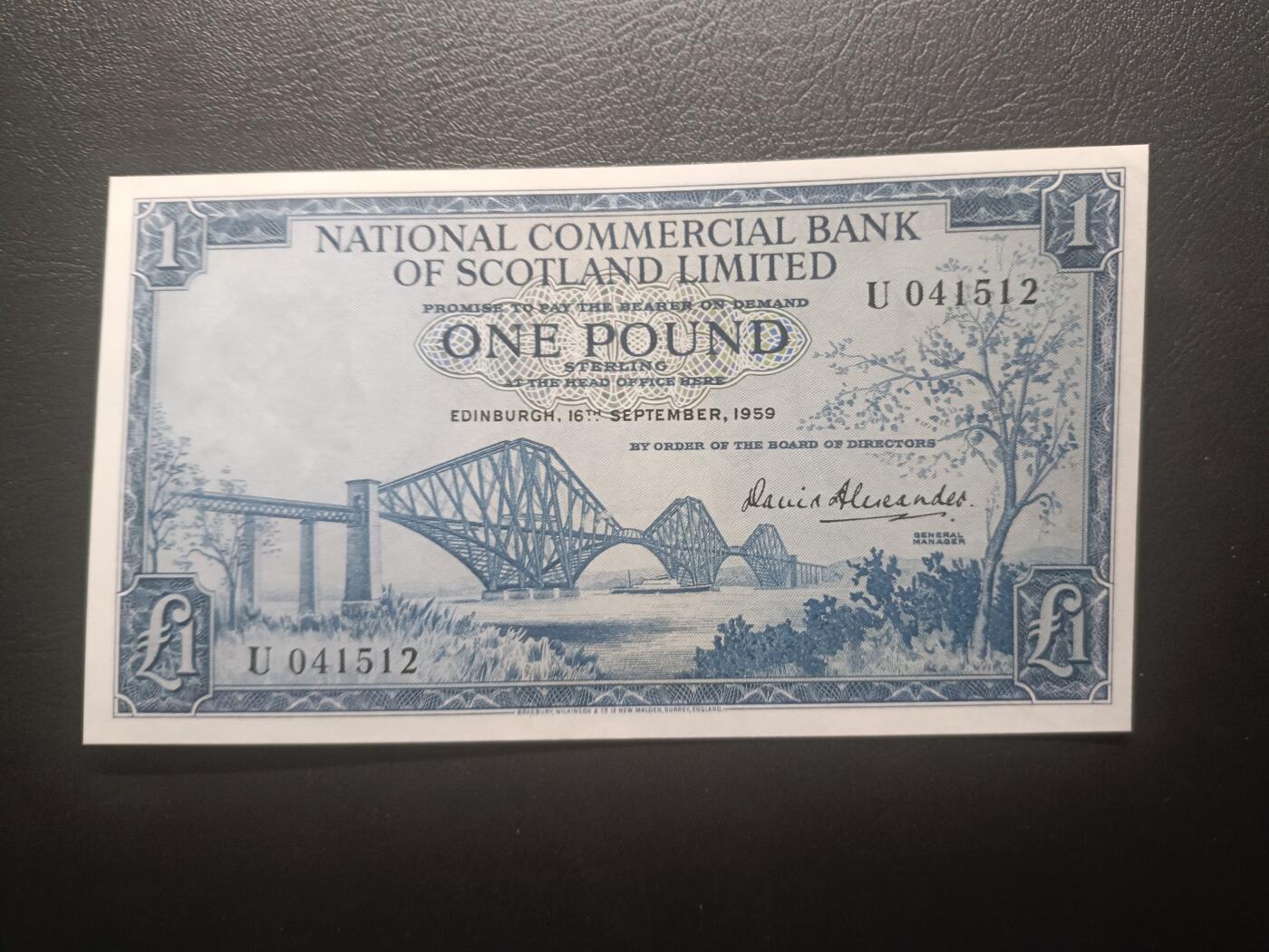 2025十一月第七期，总205期 苏格兰国家商业银行1959年1镑UNC-，福斯铁桥和银行徽章，早期少见品种