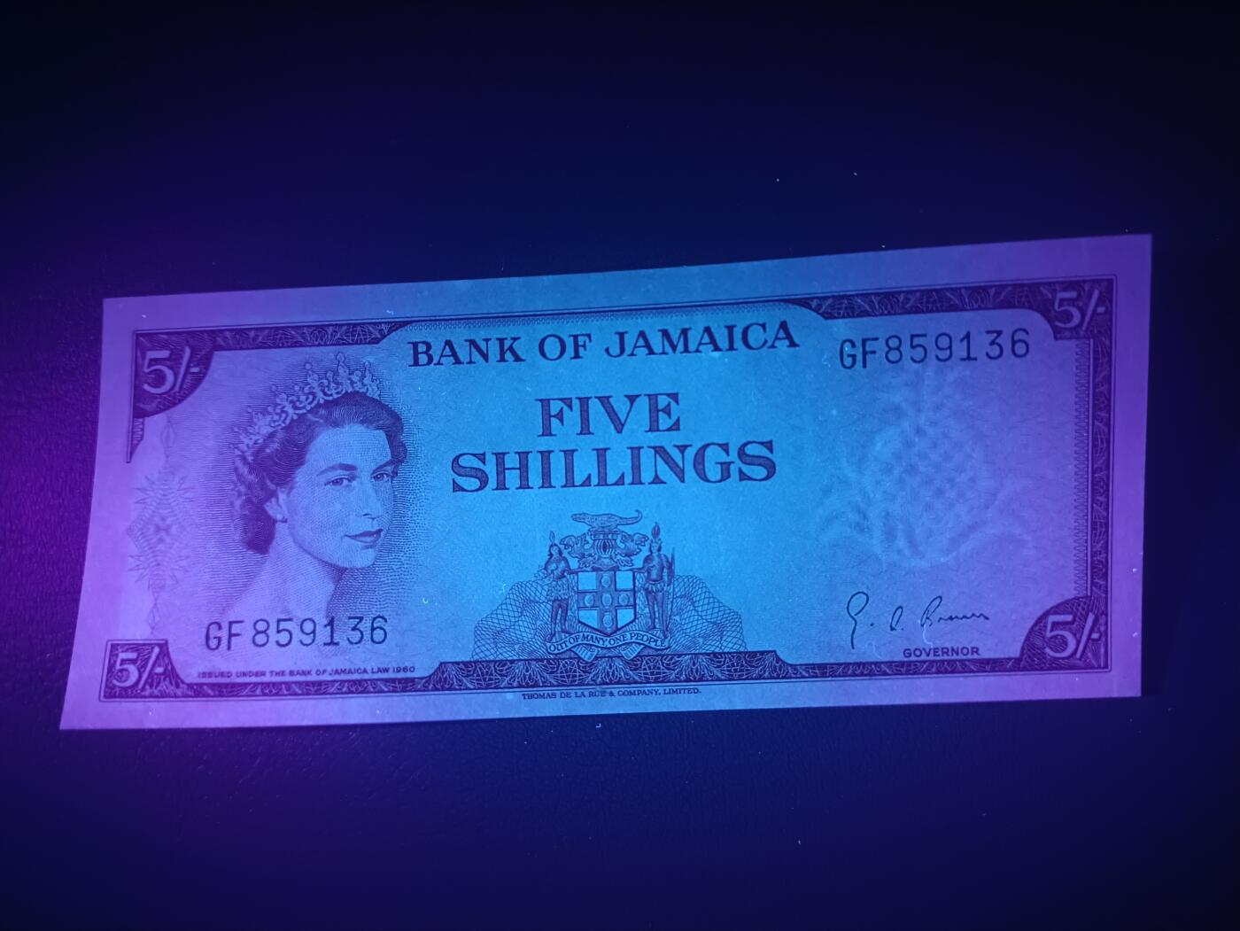 2025十一月第七期，总205期 牙买加1960版5先令UNC-无47，小皇冠女王和山涧小溪
