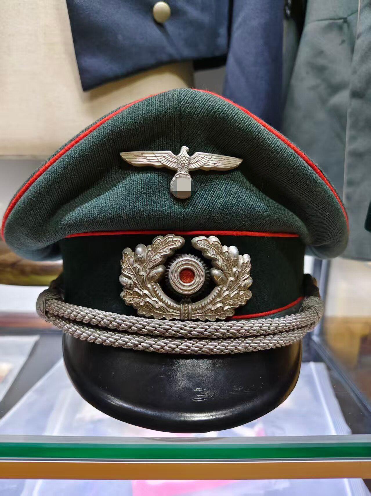 ww2，德三陆军炮兵君官大檐帽，59大头围，斜纹马裤尼材质，内标保存完好，马鞍形很好看