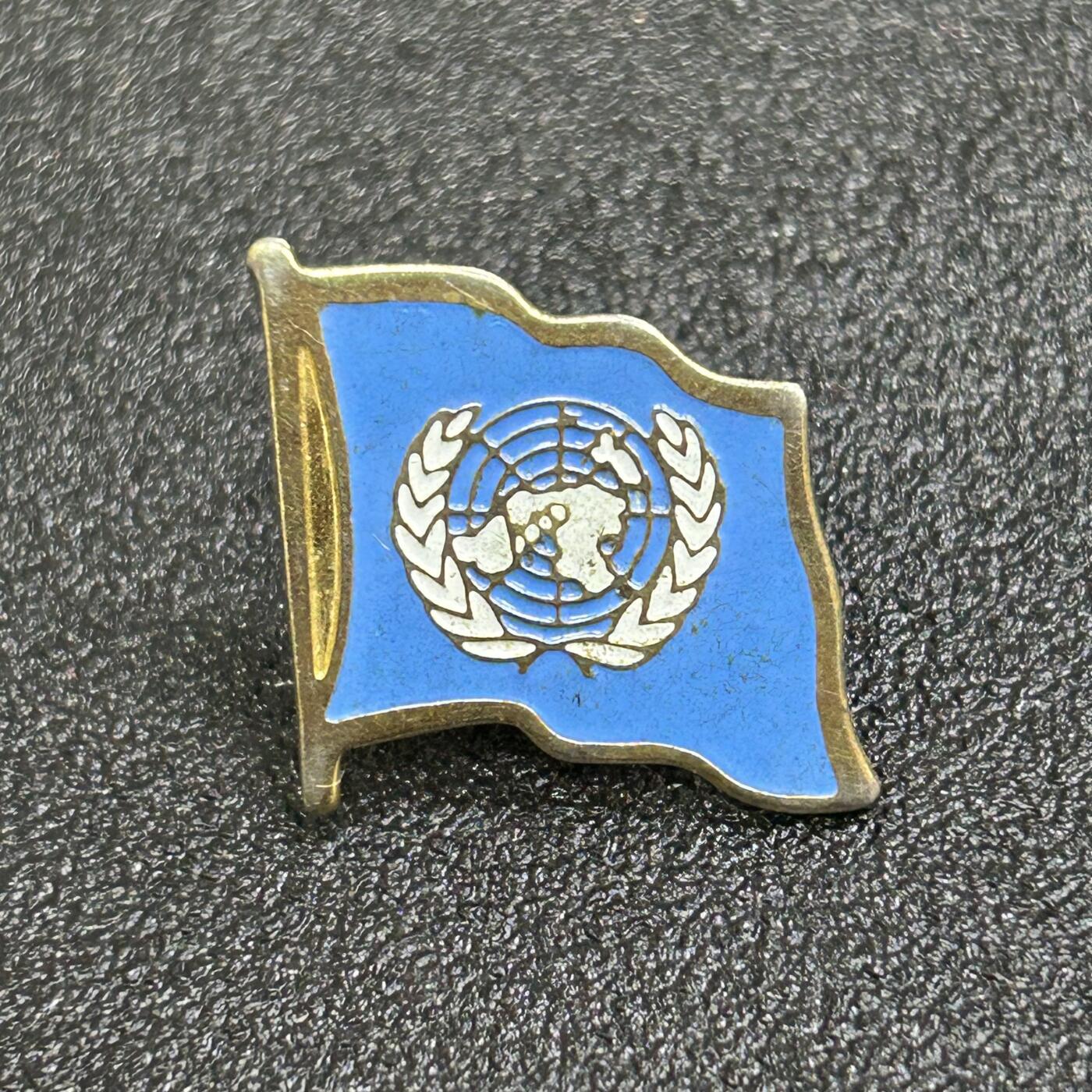 西秦中古拍卖第六十七期 驻联合国代表证章