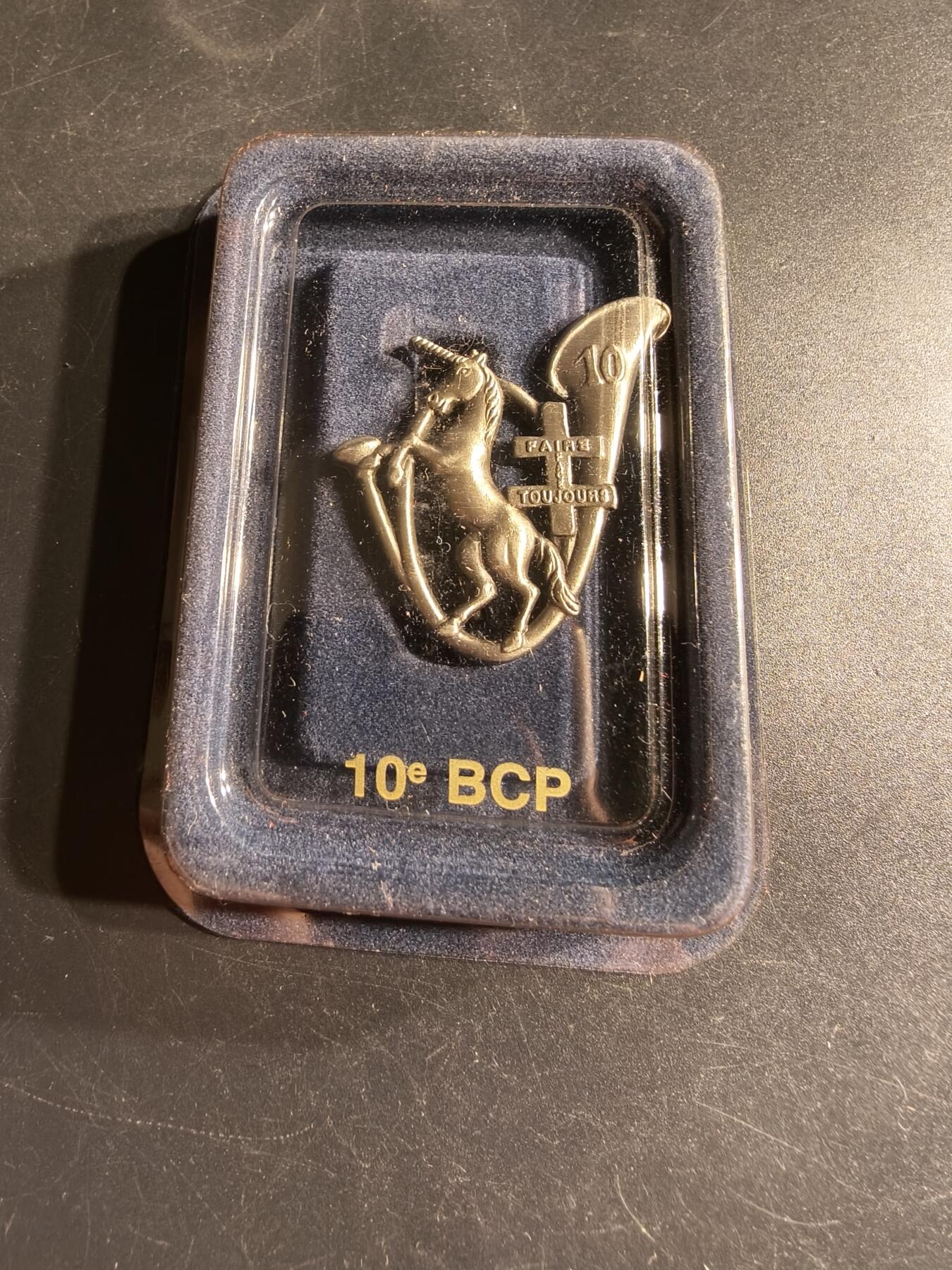 老王徽章第166期 法国第10山地步兵营证章    亚瑟贝特朗造     原盒