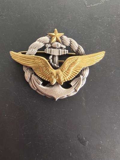 老王徽章第166期 - 法国海军航空兵飞行员证章