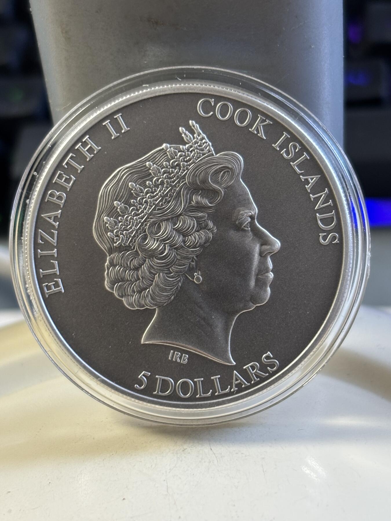 第183期拍卖 库克2015年武士的历史镶嵌真实铠甲1盎司仿古银币，999银，发行999枚