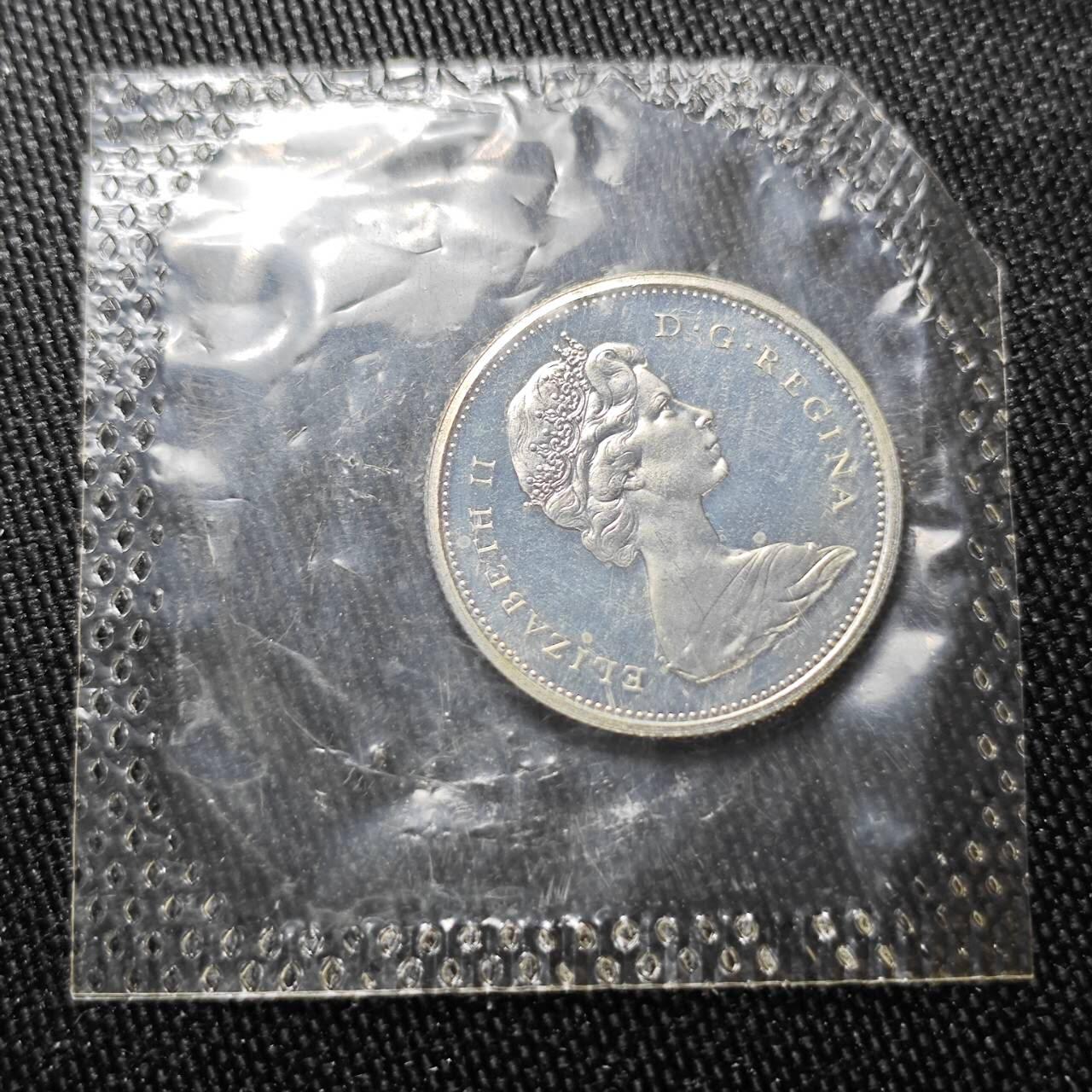 KK钱币收藏小铺 （套币 好品/批量散币 银币）专场  2月预留时间 周末发货   1967加拿大建国200周年 25分精制纪念币 塑封银币