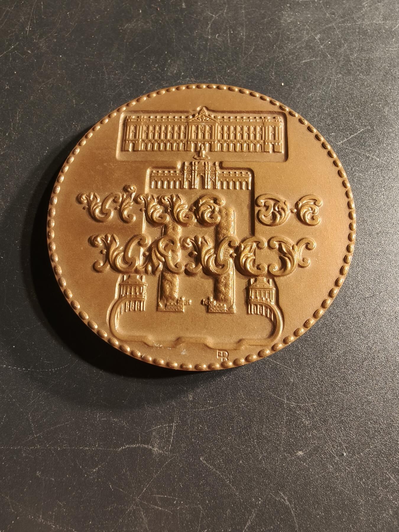 老王徽章第166期 法国洛林合并入法国200周年大铜章     直径68mm.   重量166.2g