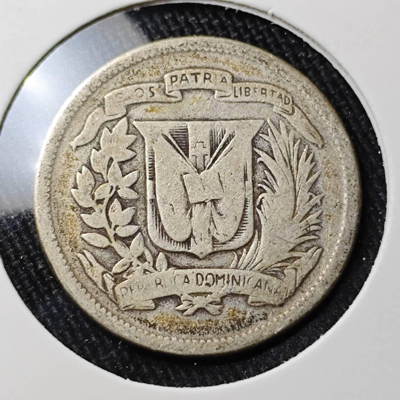 KK钱币收藏小铺 （套币 好品/批量散币 银币）专场  2月预留时间 周末发货  多米尼加25分银币