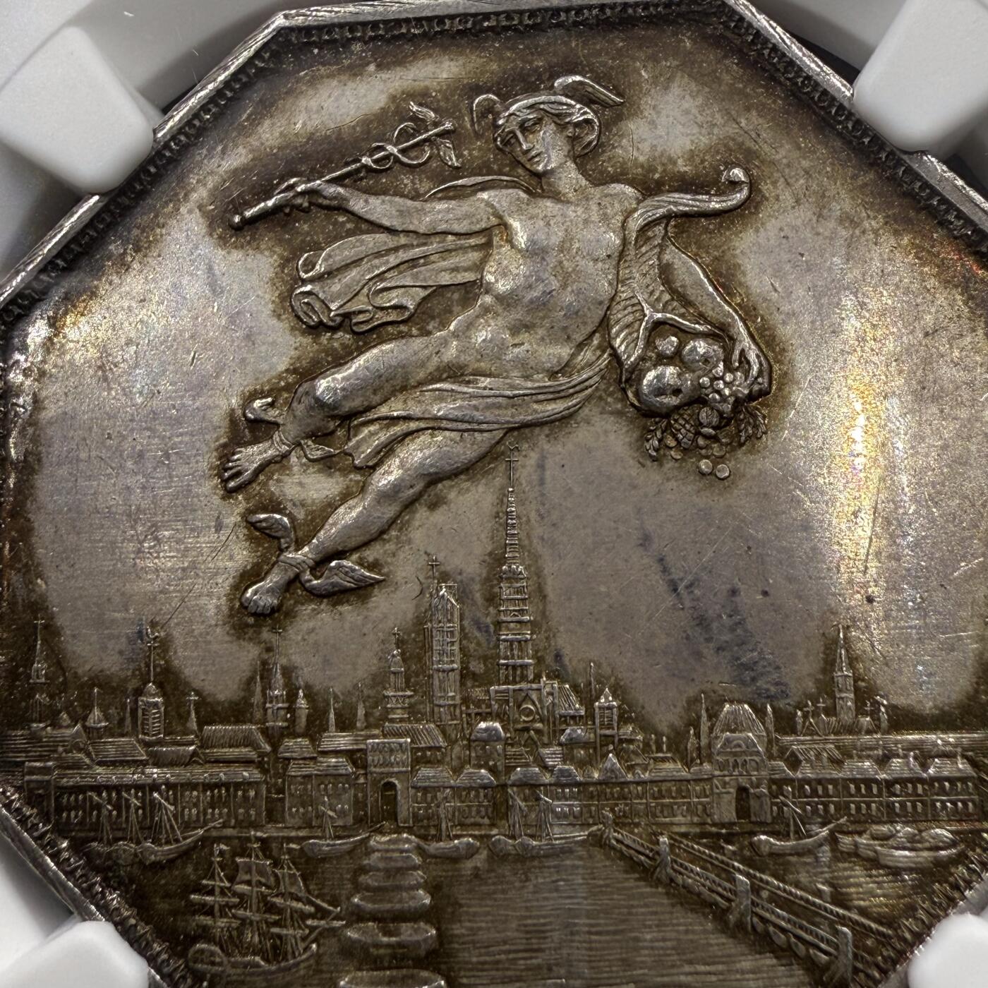 「木头集藏」章牌精品专场！ Lecomte～法国鲁昂商会八角银章，MS 62 ，直径：34 mm，品相不错。