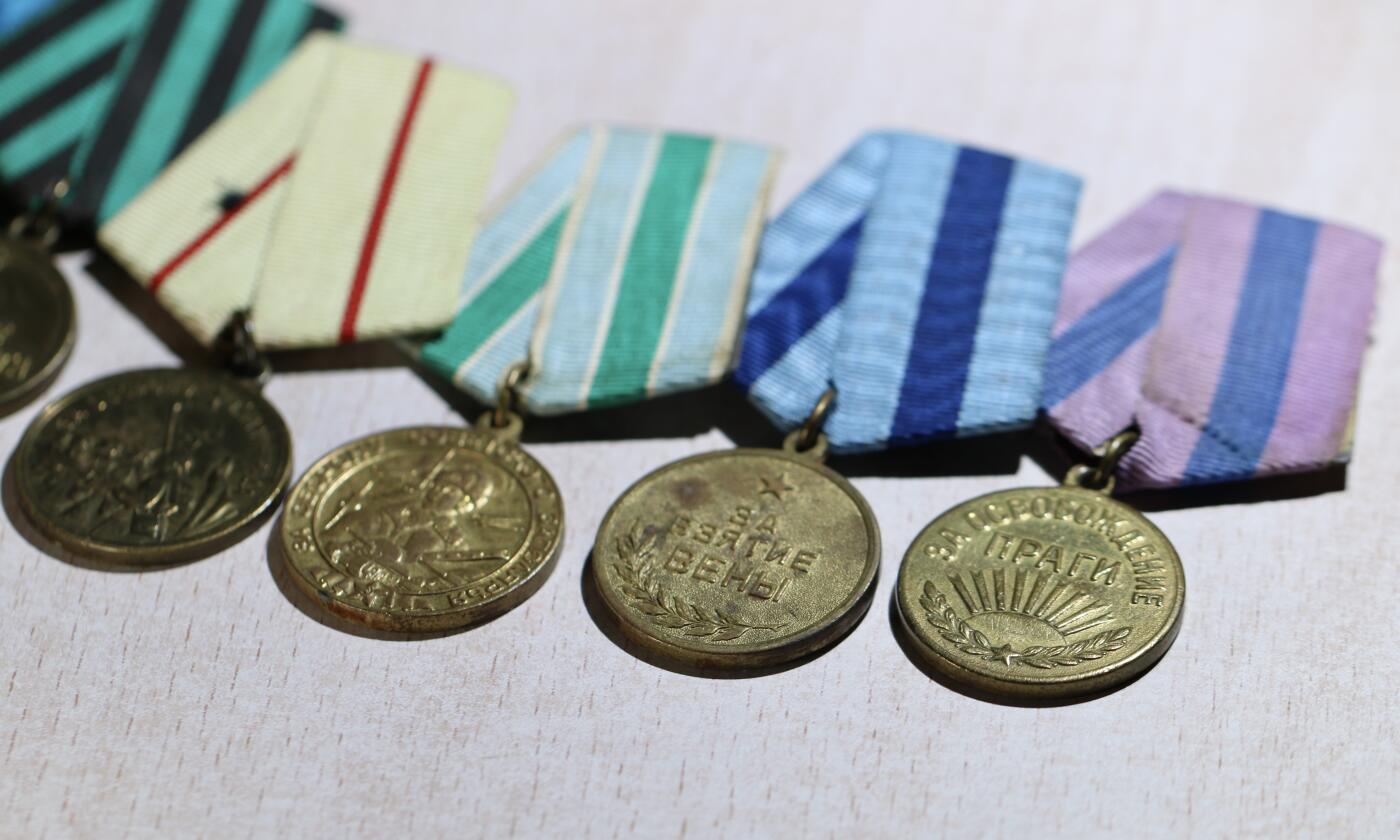 大猫徽章拍卖 第283期 苏联战役章一组