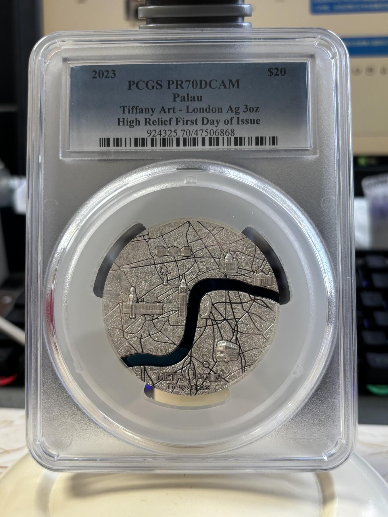 第183期拍卖 帕劳2023年城市蒂凡尼伦敦镶嵌玻璃3盎司银币PCGS-PR70首无盒无证书，999银，发行999枚