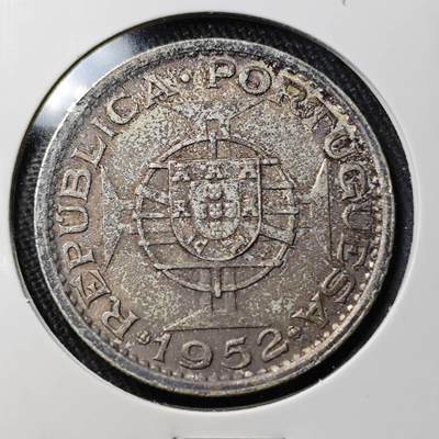 KK钱币收藏小铺 （套币 好品/批量散币 银币）专场  2月预留时间 周末发货 -  1952澳门5元银币 带彩