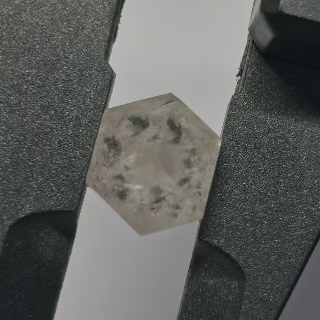 七河·世界钱币杂件水晶矿标小拍（总第29期） 藏家出品 X650 有万花筒效应的云贵闪灵水晶 本件拍品由合作藏家负责邮寄