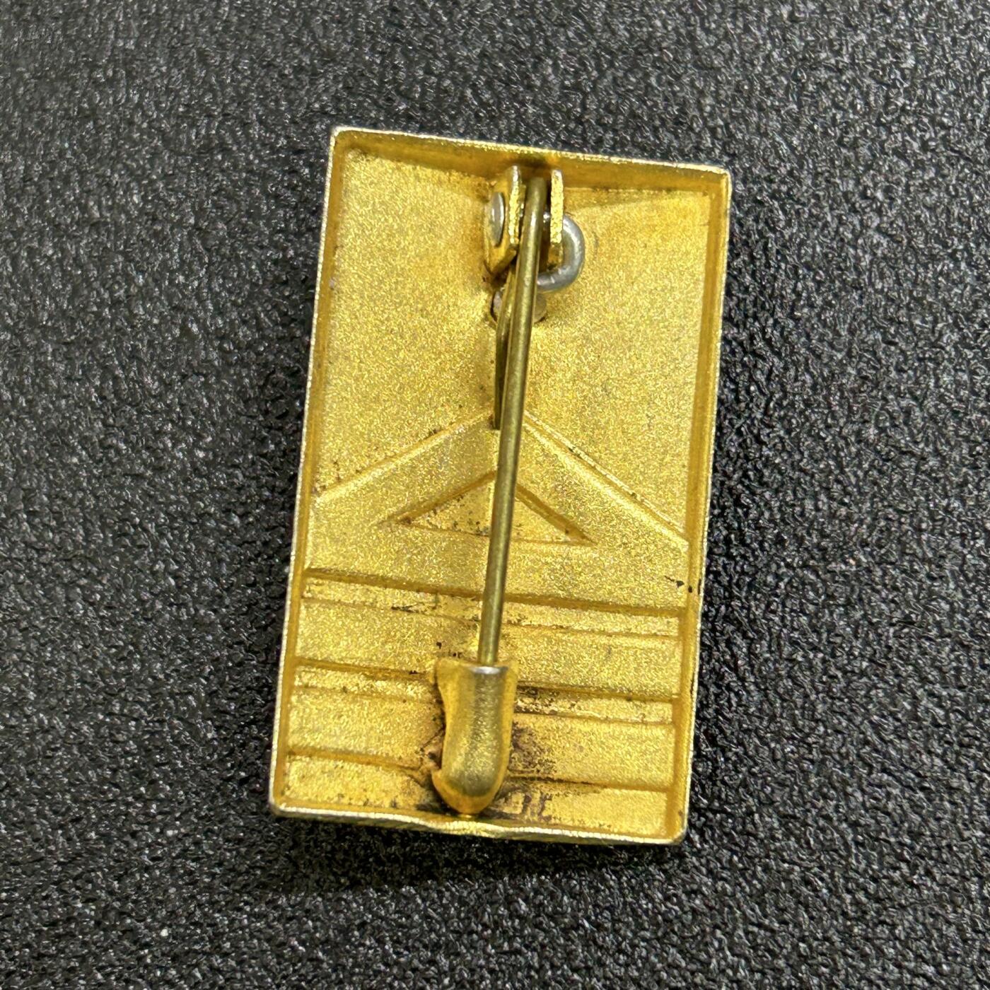 西秦中古拍卖第六十七期 不忘历史 日本陆上自卫队曹长军衔