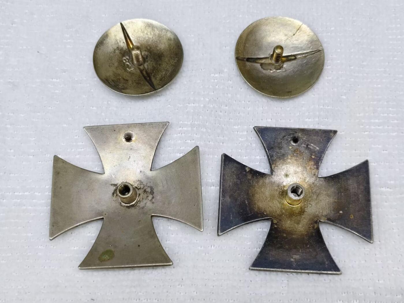 ww2德三转轮版一铁l58厂标，放射角拱形，标价为单价