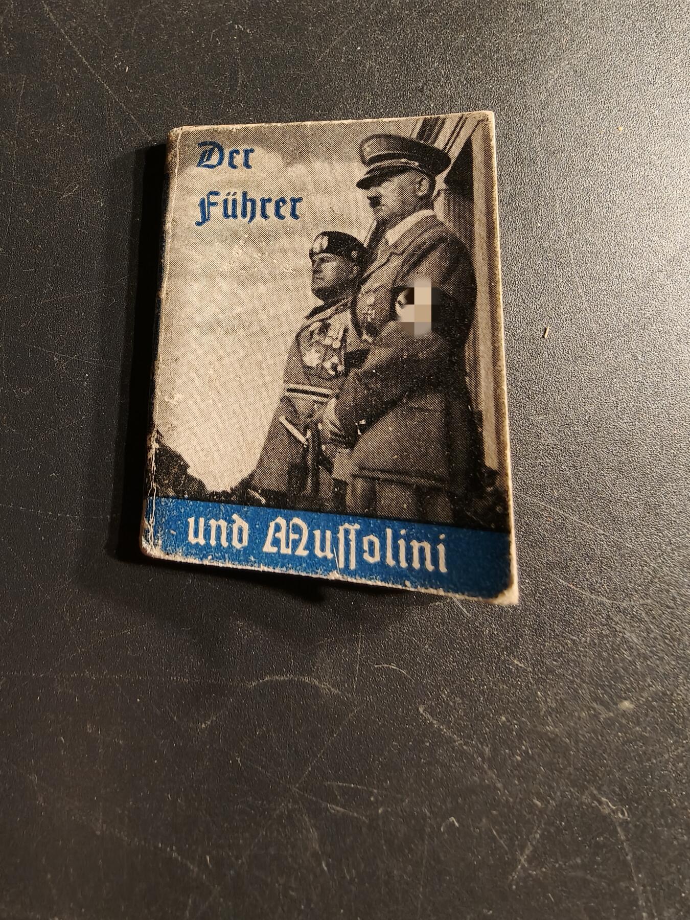 老王徽章第166期 德三小胡子“元首与墨索里尼”宣传册