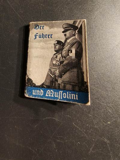 老王徽章第166期 - 德三小胡子“元首与墨索里尼”宣传册