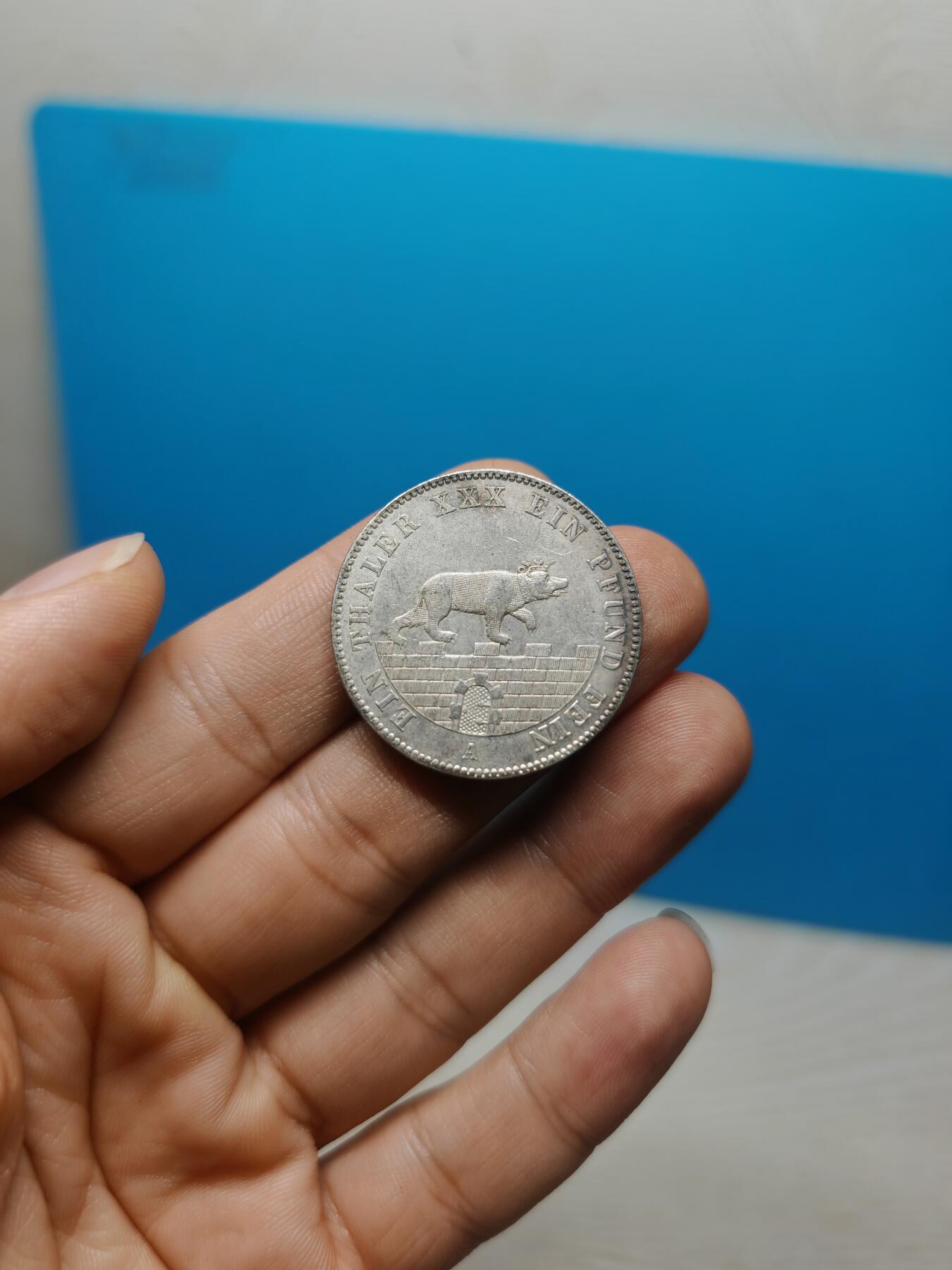 1861年德国安哈特贝恩堡小熊爬墙银币