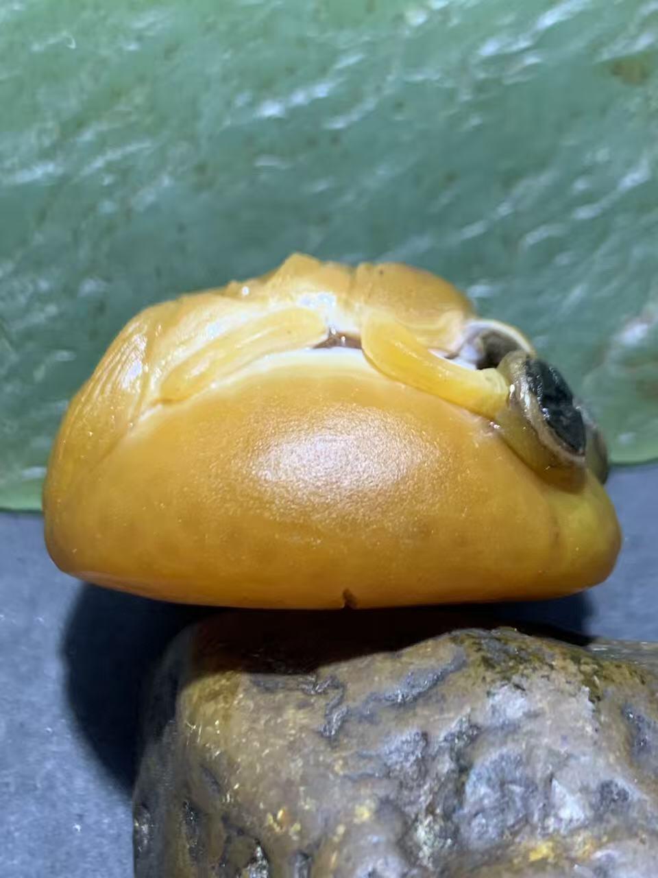 精美亚光冰飘战国红玛瑙手工俏色巧雕财神吊坠（把件）一个！！