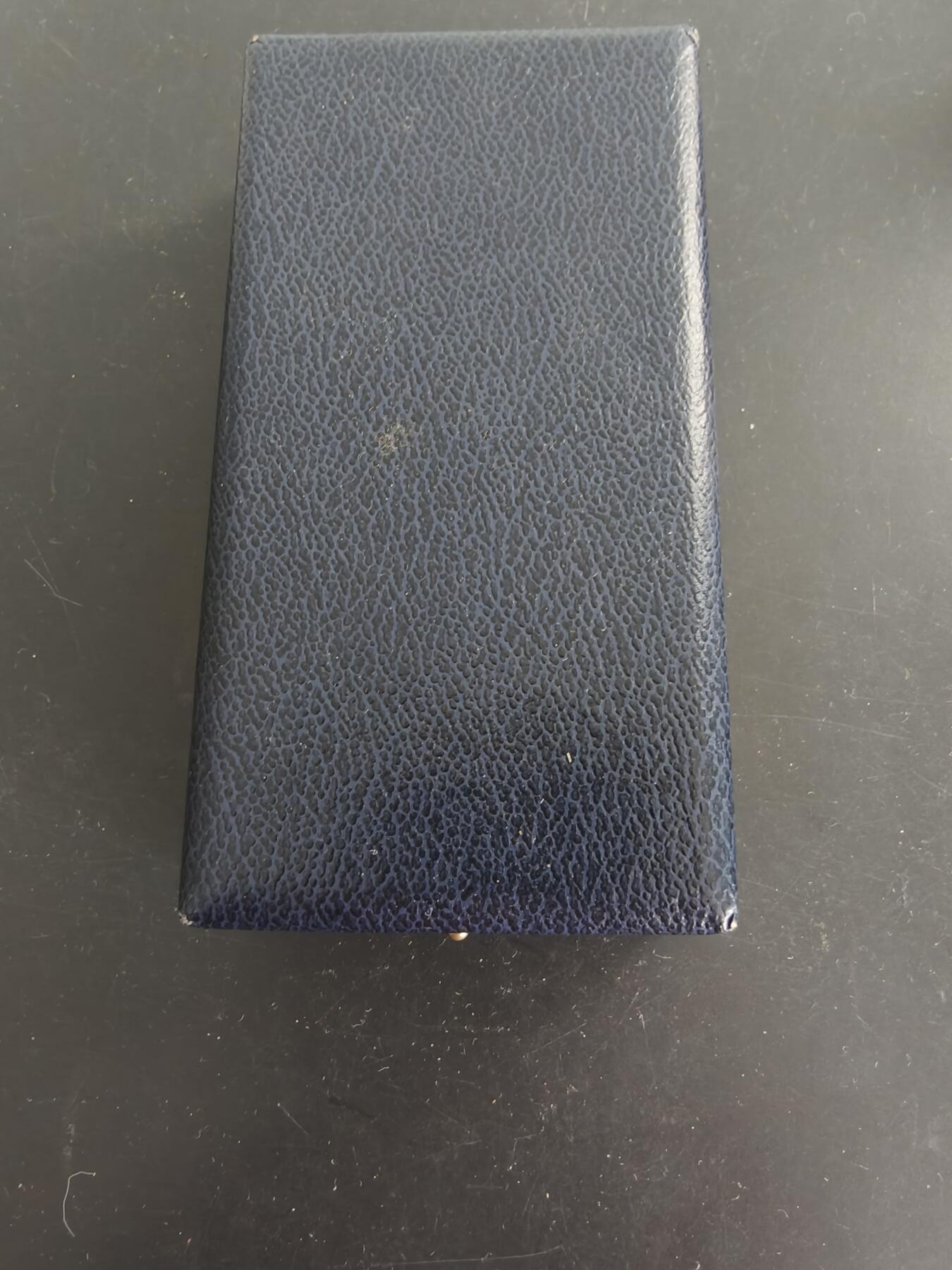 老王徽章第166期 法国军官级荣誉军团勋章    原盒    五共早期950银镀金珐琅（1973年前）