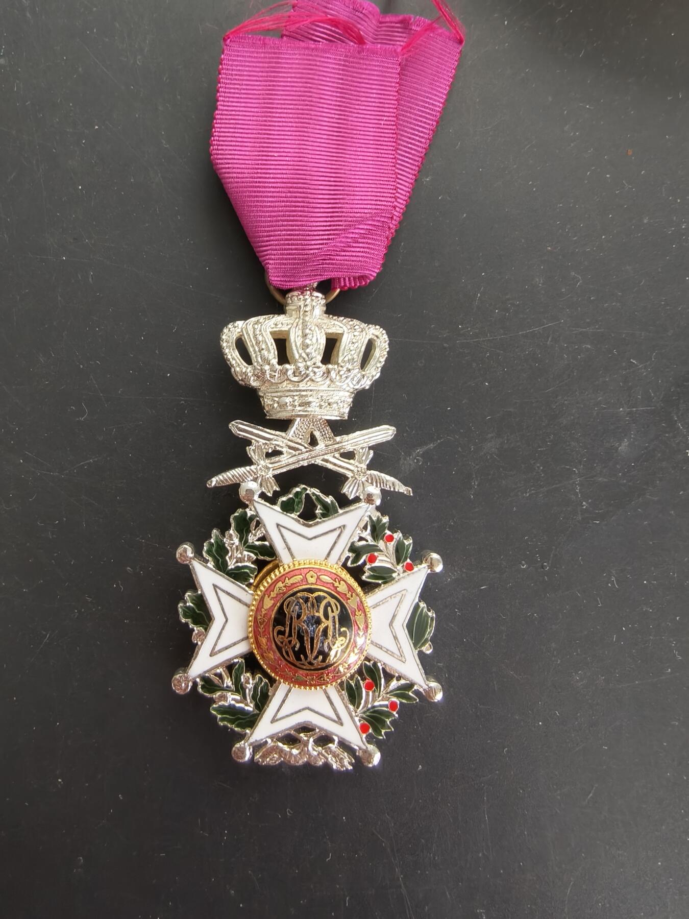 老王徽章第166期 比利时骑士级利奥波德一世勋章    军事版