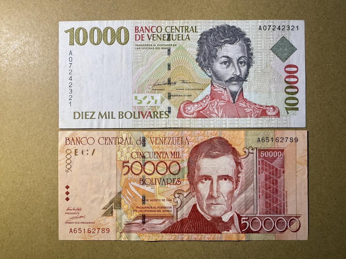 《艾美收藏》第222期-11.30周日外币畅拍 委内瑞拉10000、50000玻利瓦尔2张 1998年A冠大面值 流通品相