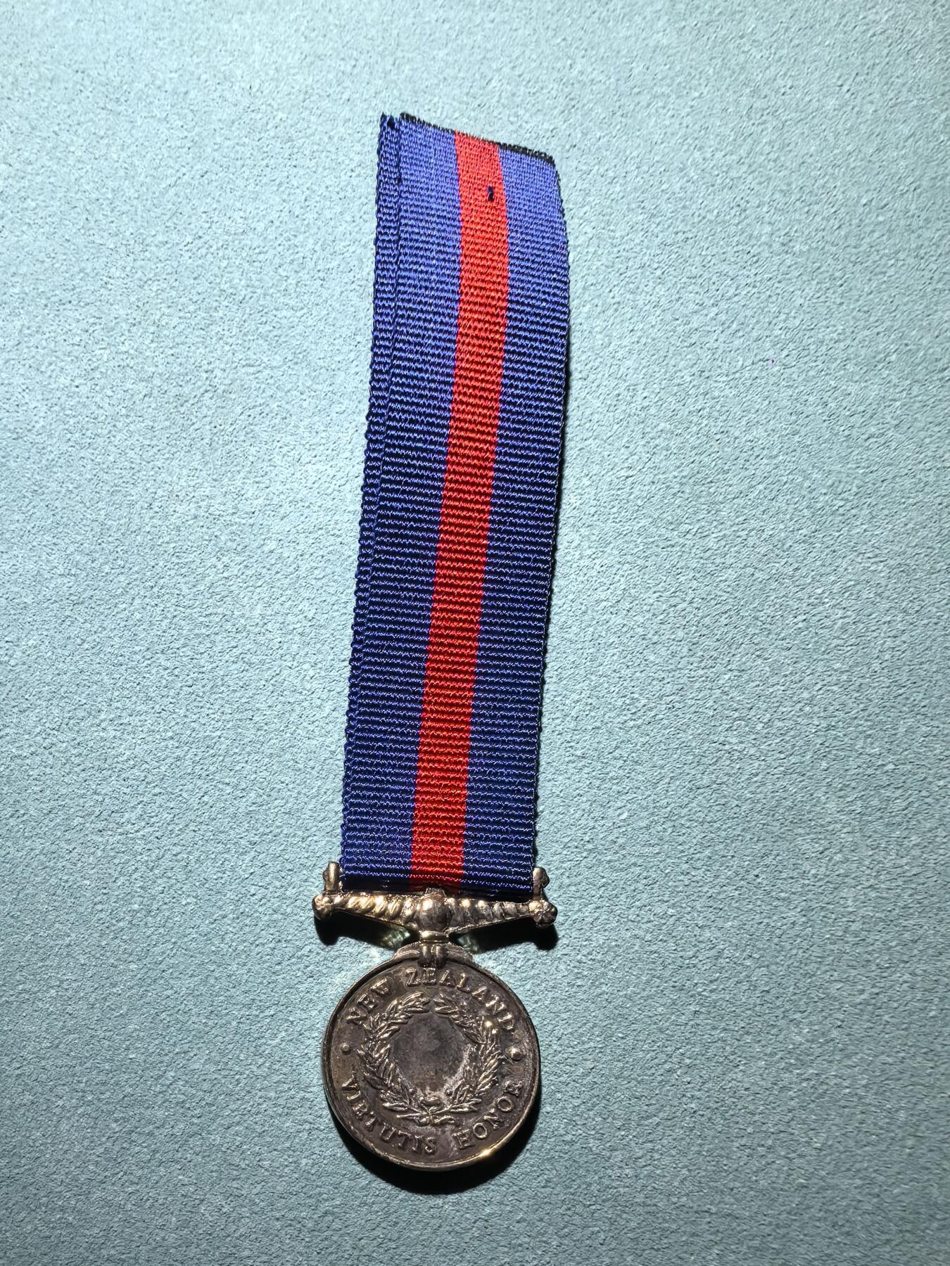 盛世勋华——号角文化勋章邮票专场拍卖第290期 英国新西兰奖章迷你章 极为罕见