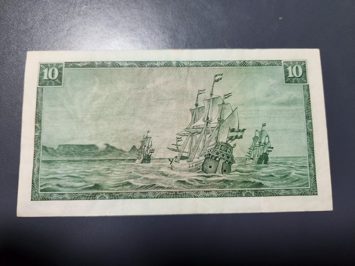 11月30号晚上8点 外国纸币自动截拍第66场