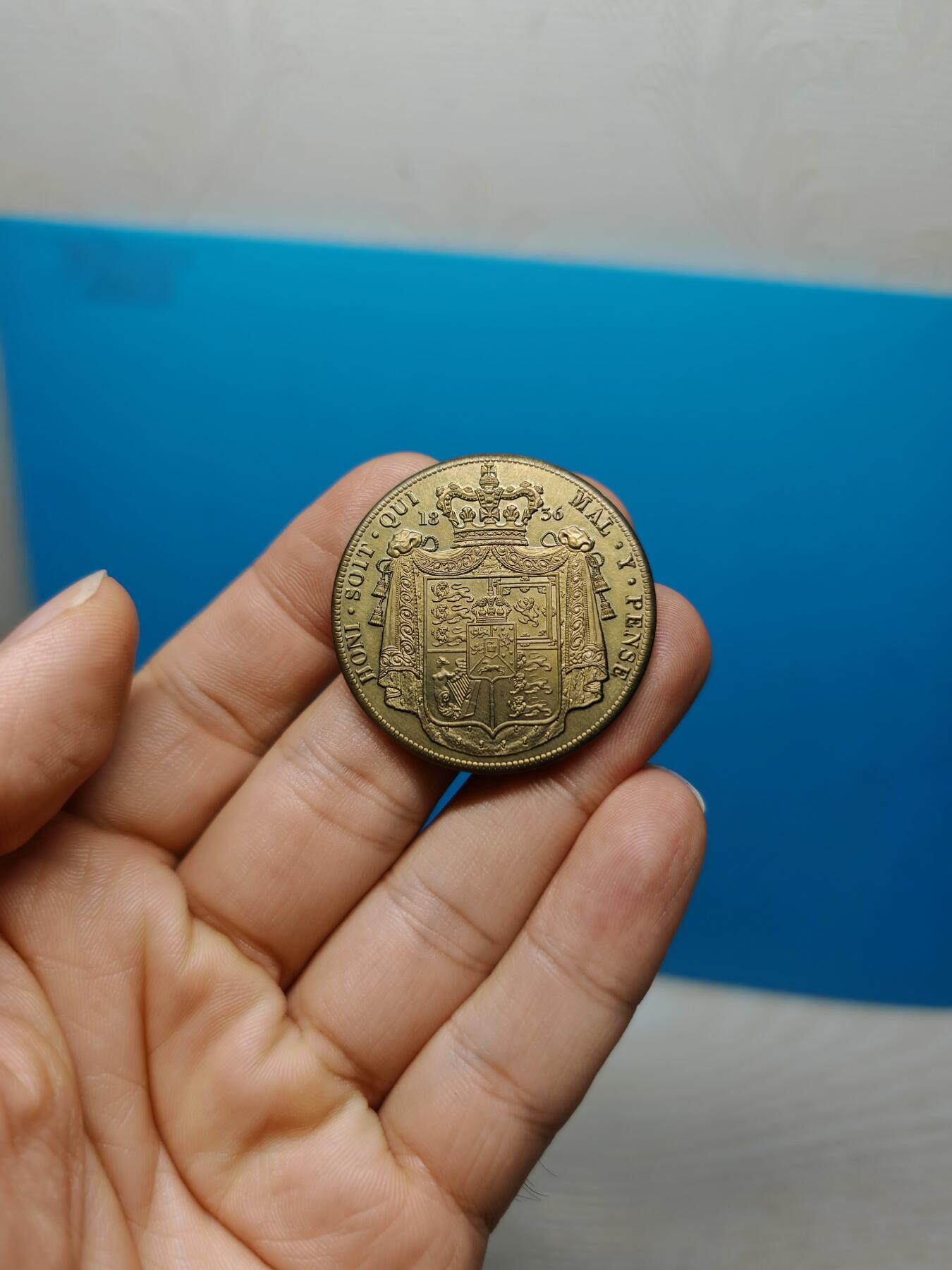 英国“1836年”威廉四世国王头像盾徽图案1克朗后铸精制铜币一枚