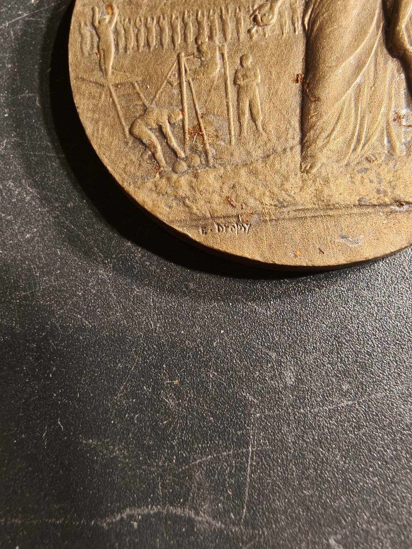 老王徽章第166期 法国体操协会铜奖章   大师Dropsy作品  直径41mm.   重量30g