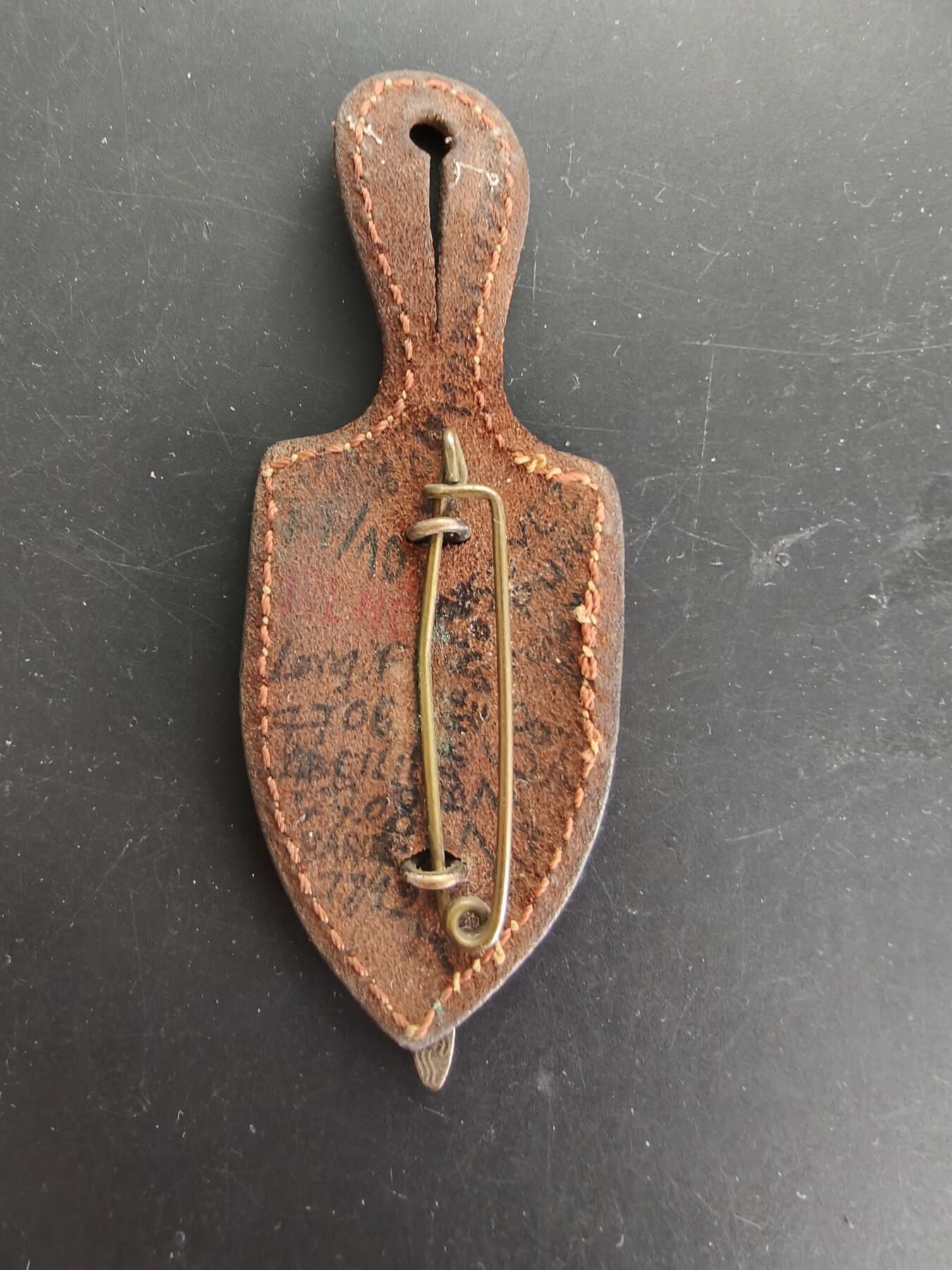 老王徽章第166期 法国军事管理学院证章