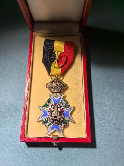 盛世勋华——号角文化勋章邮票专场拍卖第290期 - 比利时特级劳动功勋奖章  银制 带原盒