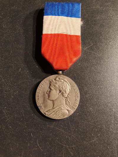 老王徽章第166期 - 法国银级劳工奖章     950银     12.5g