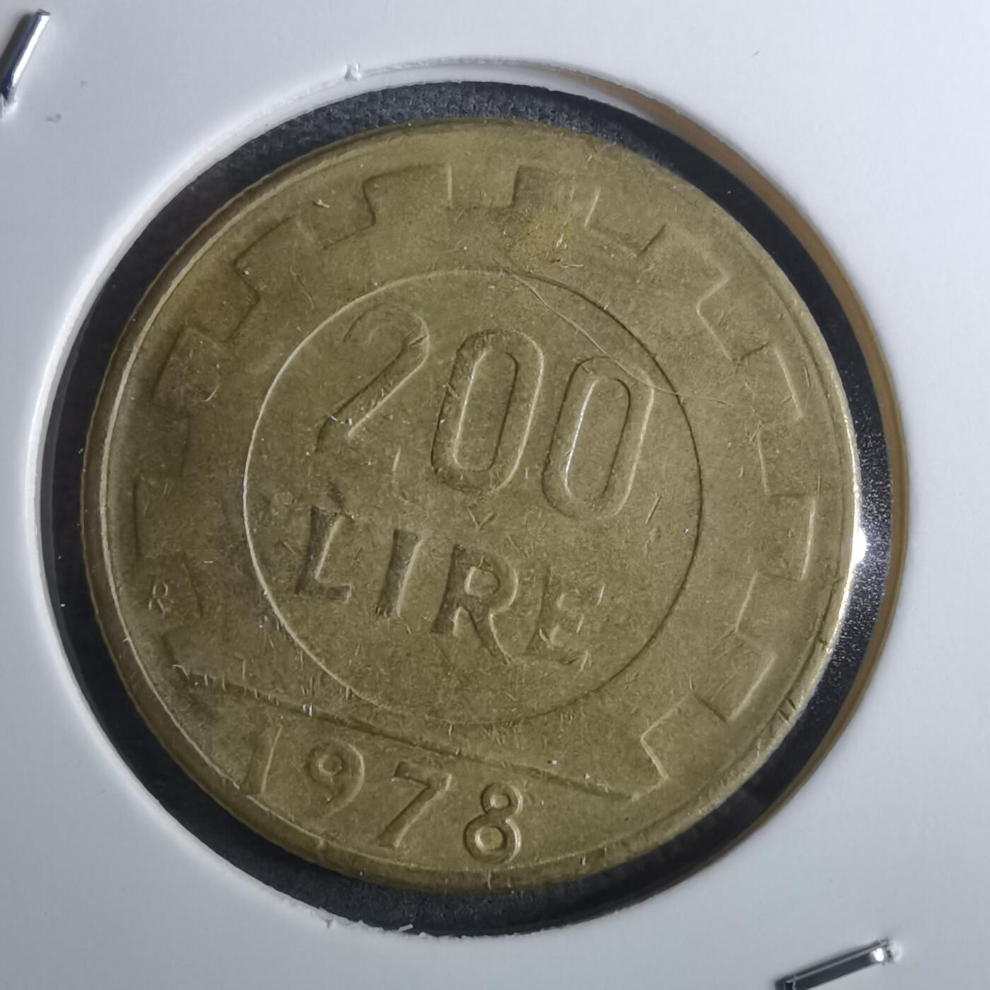 沼泽如烟--第916场 意大利1978年200里拉