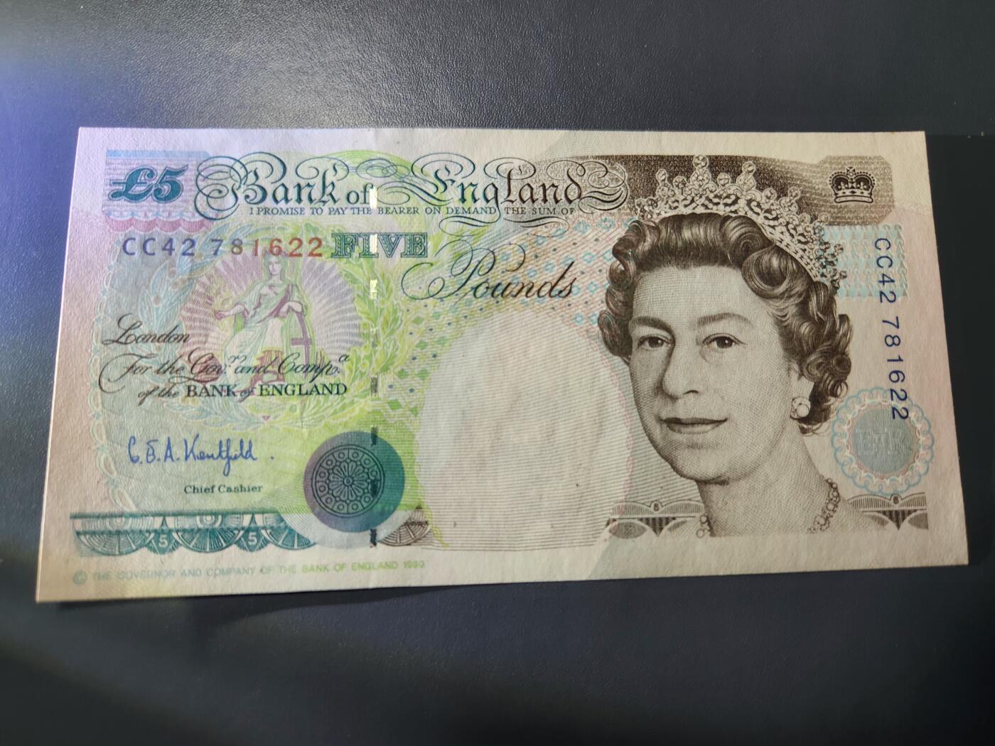 11月30号晚上8点 外国纸币自动截拍第66场