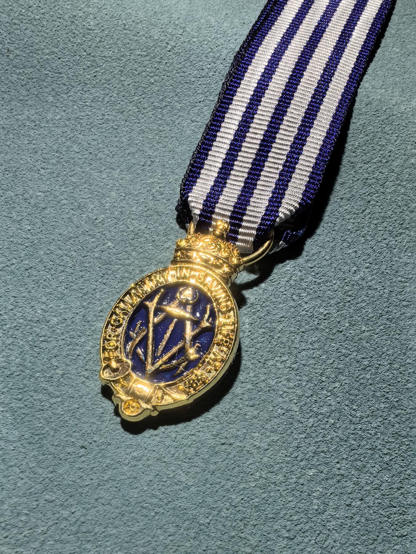 盛世勋华——号角文化勋章邮票专场拍卖第290期 英国阿尔伯特海上救助奖章迷你章 极为罕见