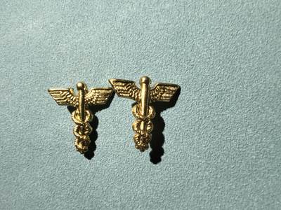 盛世勋华——号角文化勋章邮票专场拍卖第290期 - 美国陆军航空队航空军医领章 一对