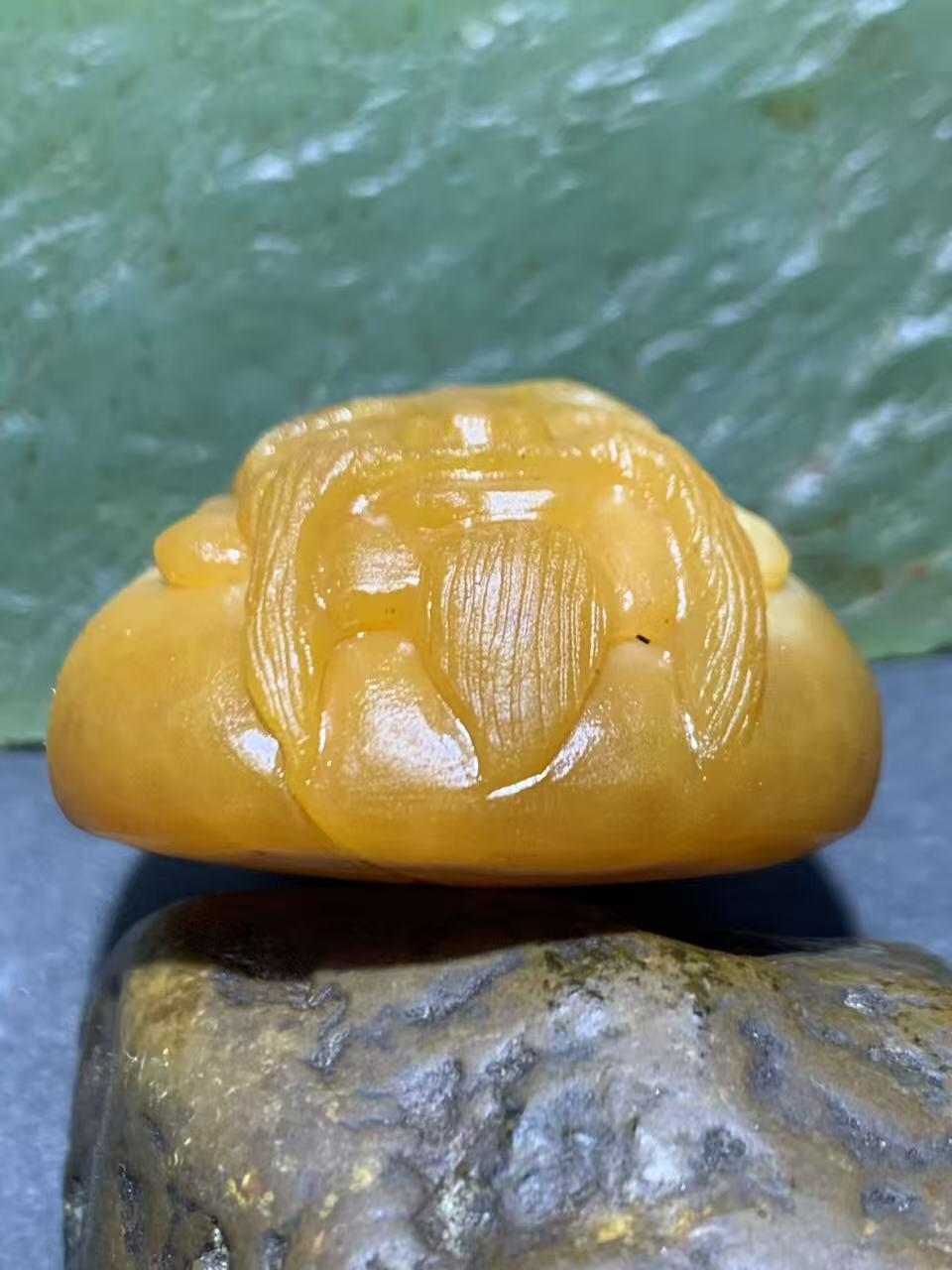 精美亚光冰飘战国红玛瑙手工俏色巧雕财神吊坠（把件）一个！！