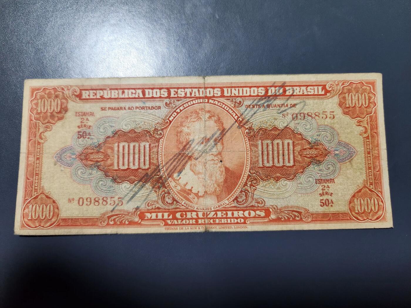 11月30号晚上8点 外国纸币自动截拍第66场 巴西1000手签高值稀少 原票