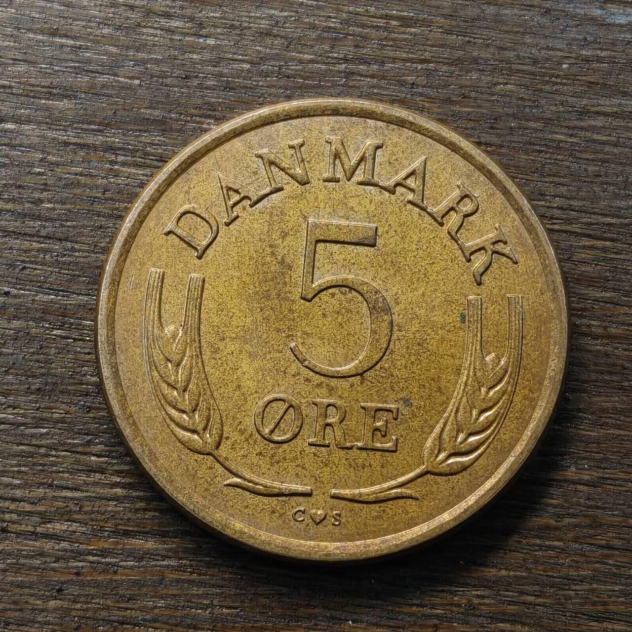 【铜匠收藏】★第133场★散币场，无佣金，30包邮。不满30元，支付5元运费。《接受代拍 代送NGC评级》 丹麦1964年 5欧尔 铜币