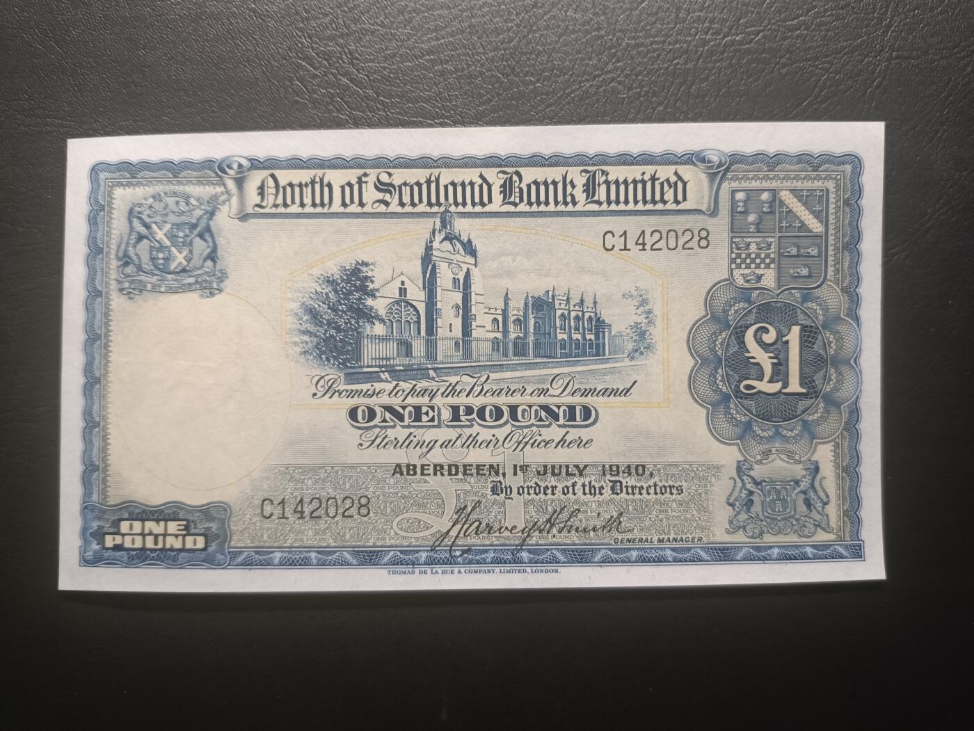 2025十一月第七期，总205期 苏格兰北方银行1940年1镑AUNC，阿伯丁大教堂和银行徽章，此银行被克莱斯戴勒银行收购，稀有品种