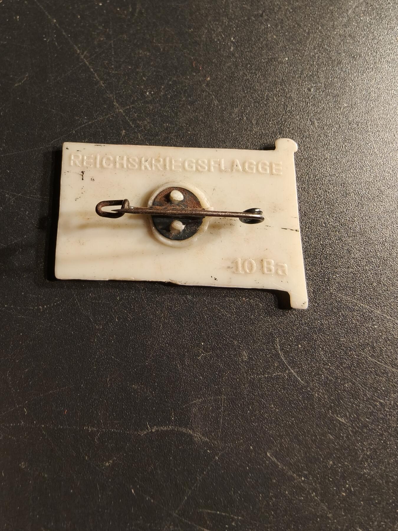 老王徽章第166期 德三国旗证章