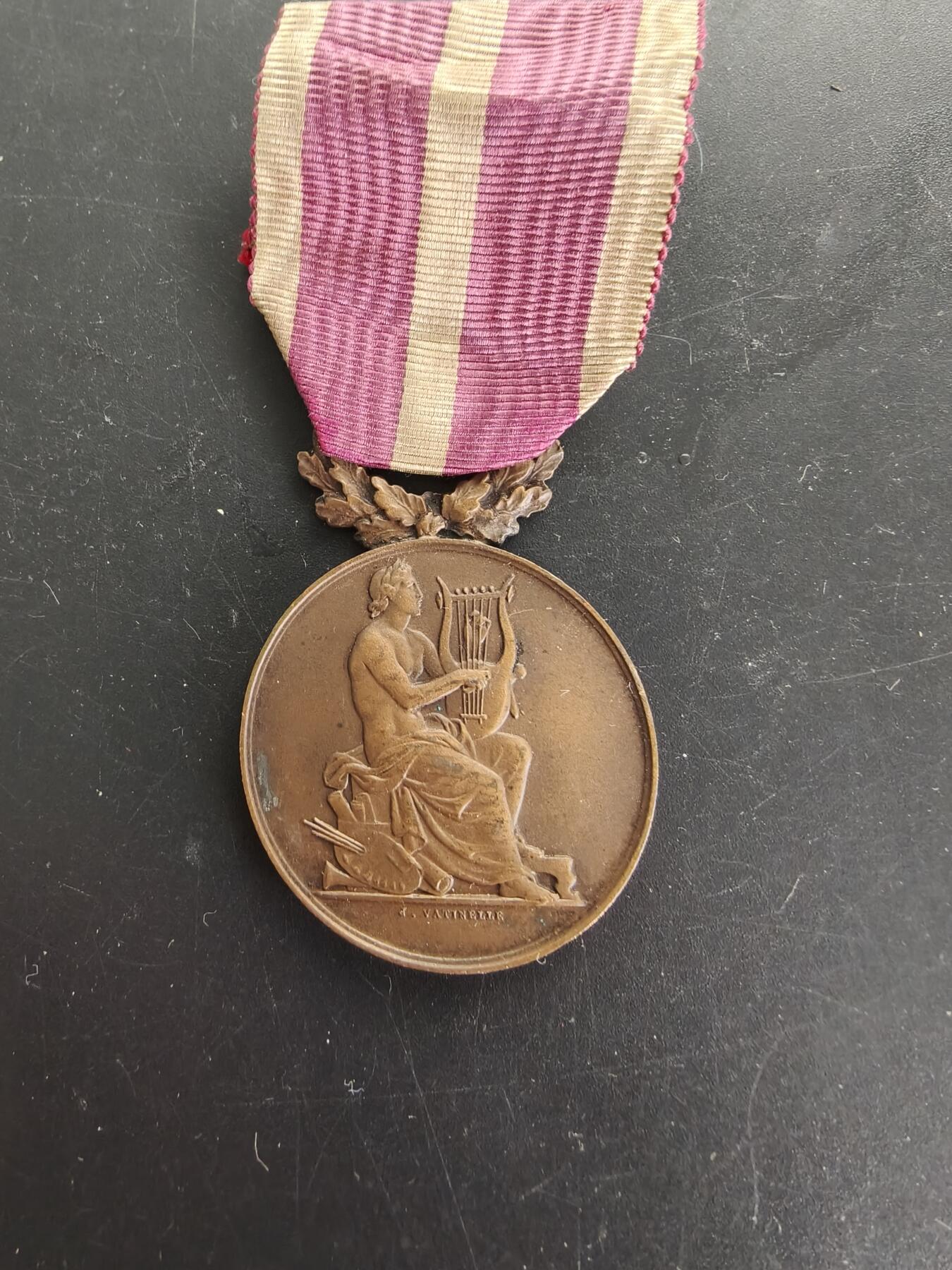 老王徽章第166期 法国铜级合唱协会奖章