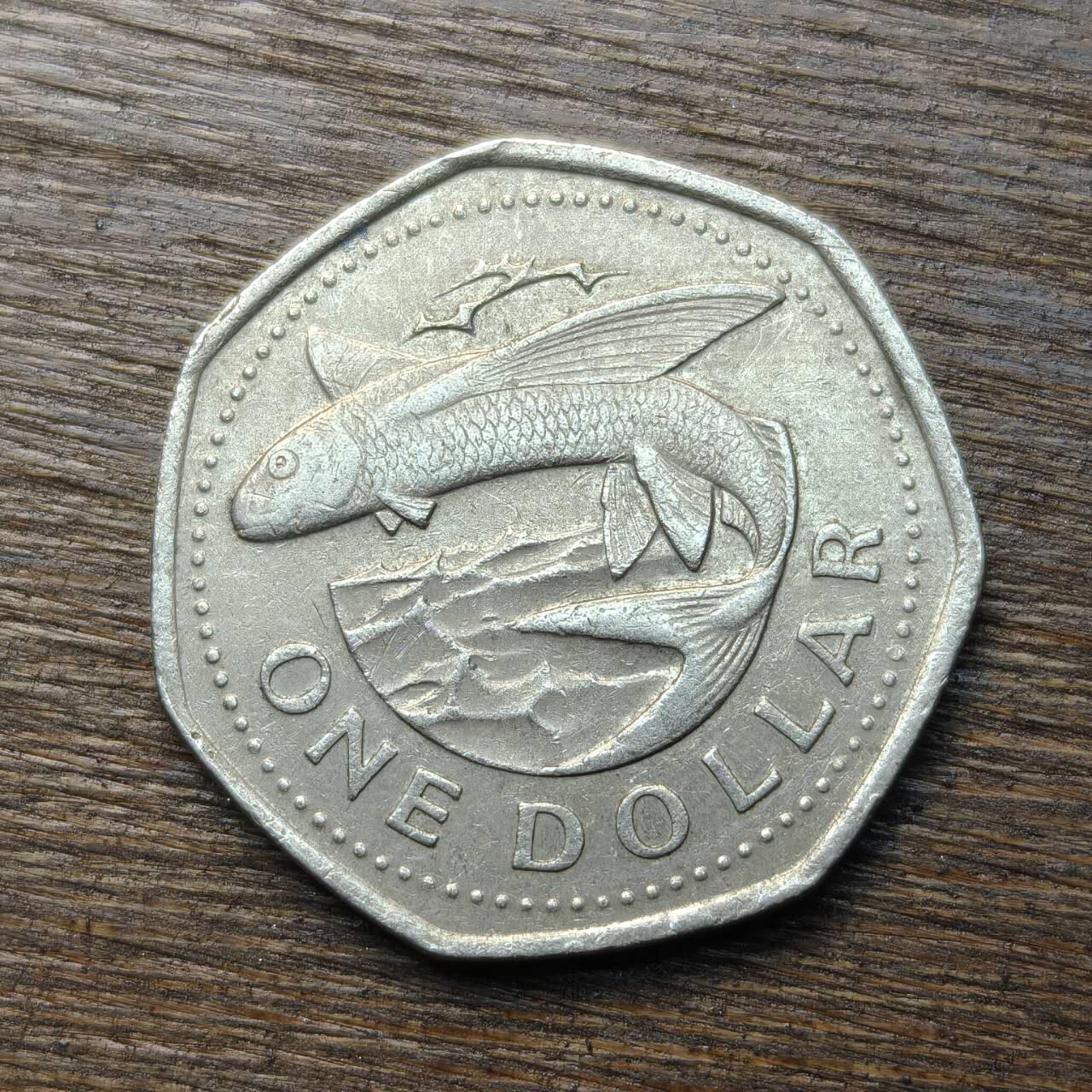 【铜匠收藏】★第133场★散币场，无佣金，30包邮。不满30元，支付5元运费。《接受代拍 代送NGC评级》 巴巴多斯 2005年 1元 镍铜多边形硬币 