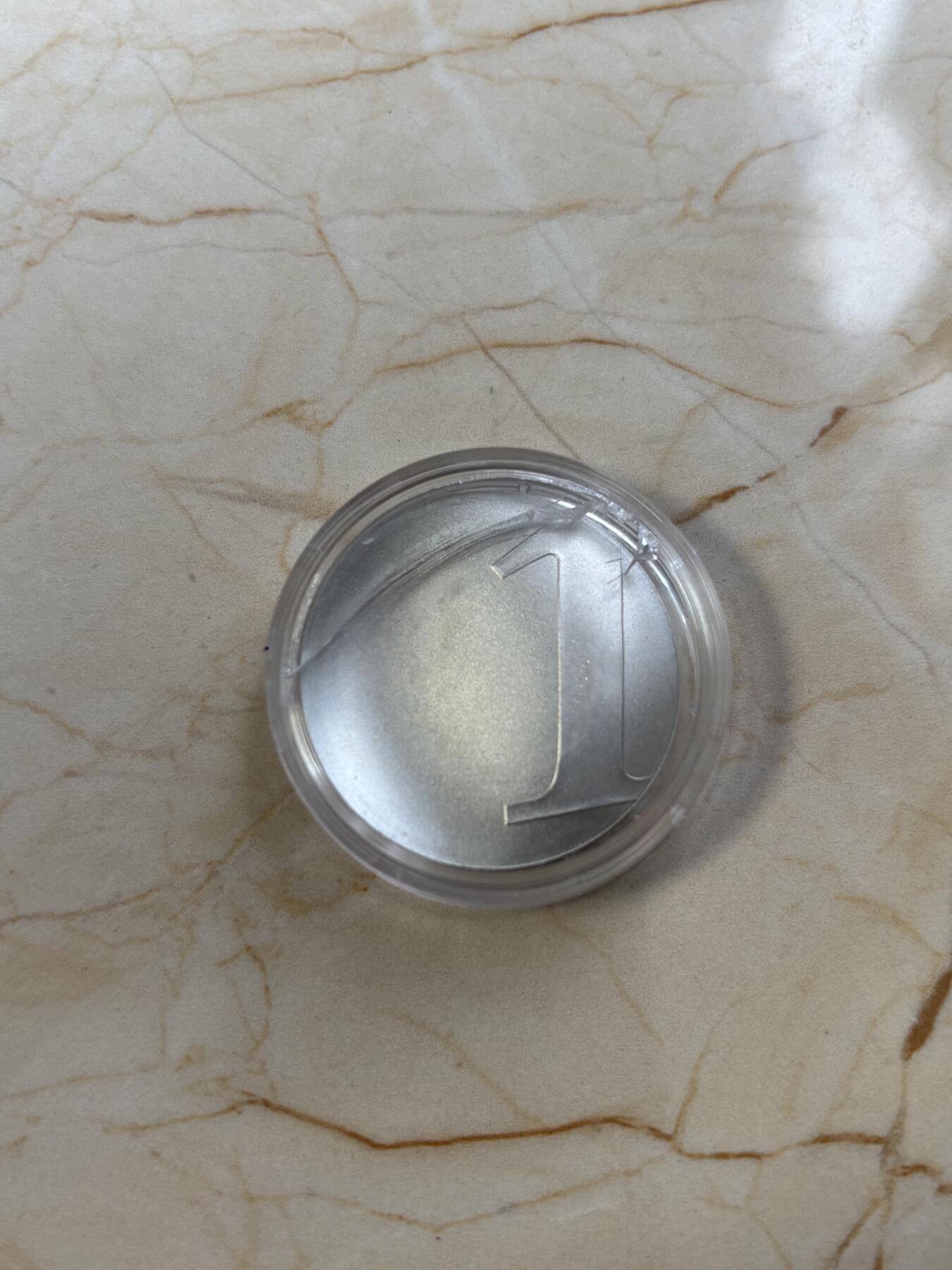 第183期拍卖 获奖法国2001最后的法郎波浪形银币难得造币厂原袋，980银，17.77克，发行49838枚，有氧化