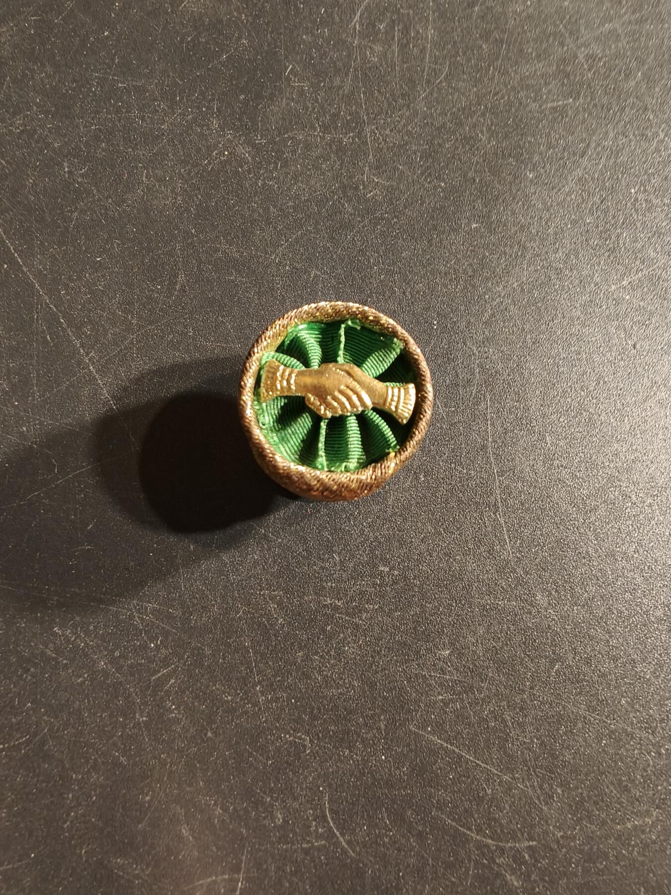 老王徽章第166期 法国共济会花结略