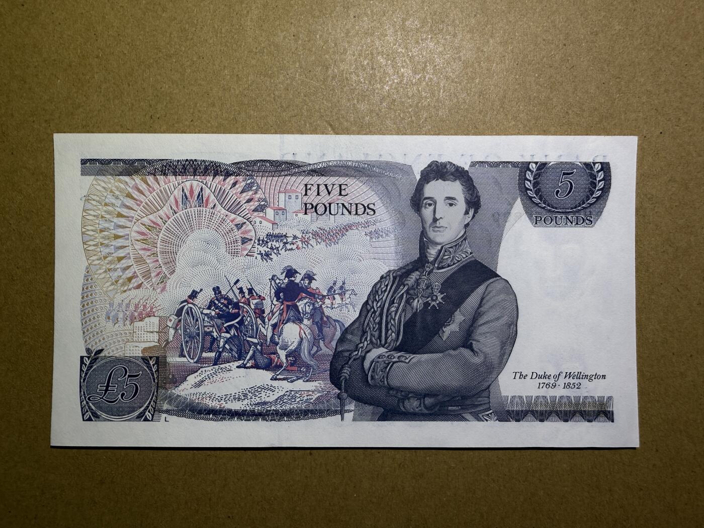 《艾美收藏》第222期-11.30周日外币畅拍 英格兰5镑 UNC D序列 无347